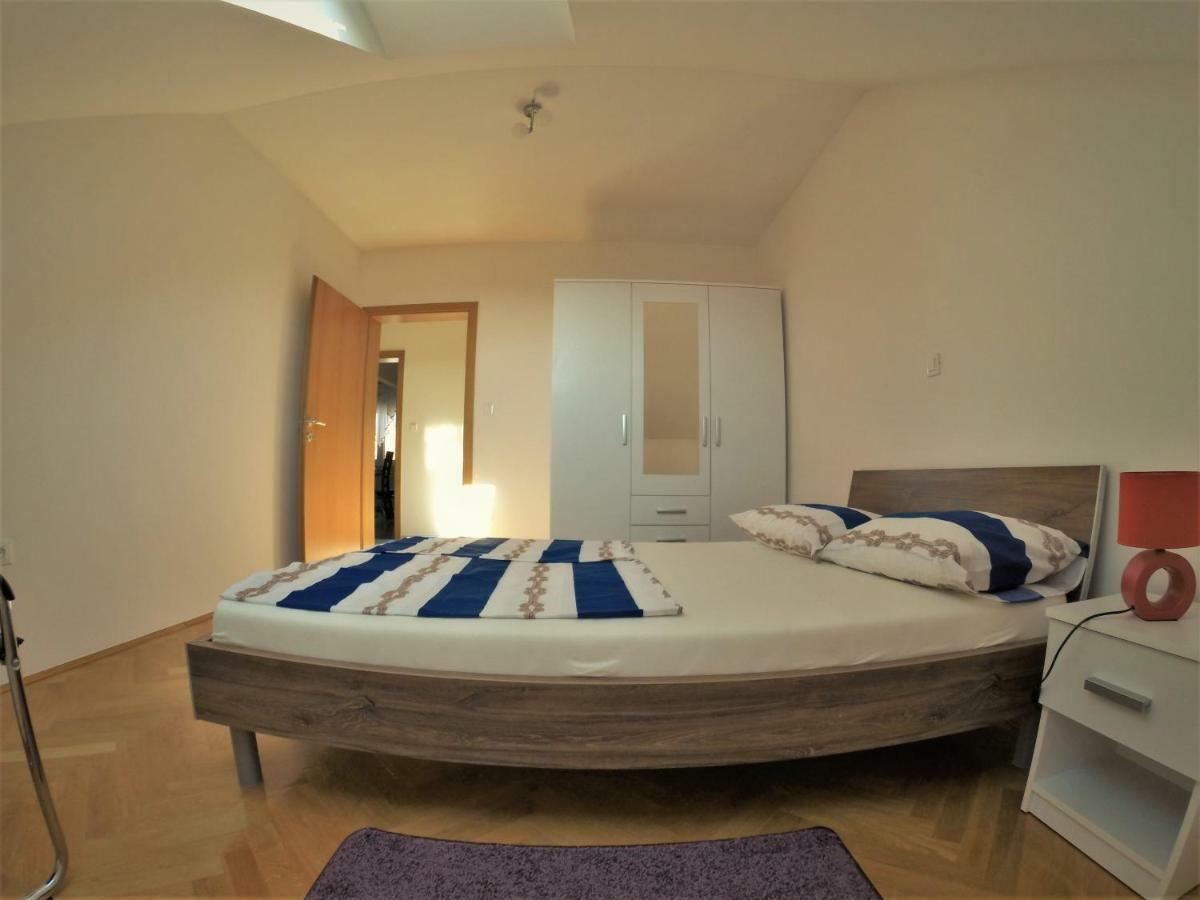 Apartments "Pavic" Near Zagreb Airport Velika Gorica Exteriér fotografie