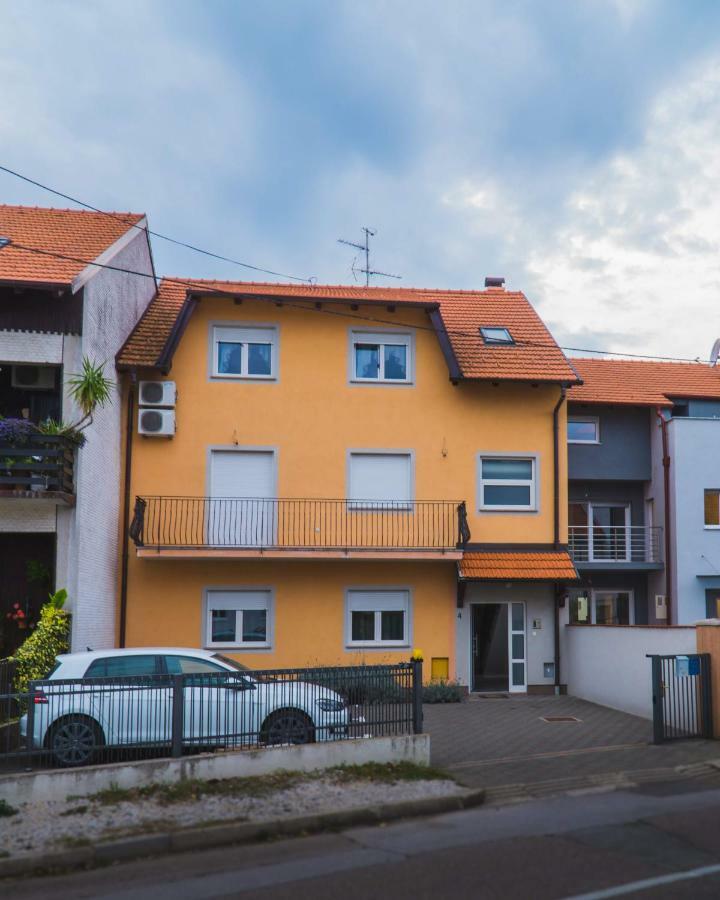Apartments "Pavic" Near Zagreb Airport Velika Gorica Exteriér fotografie